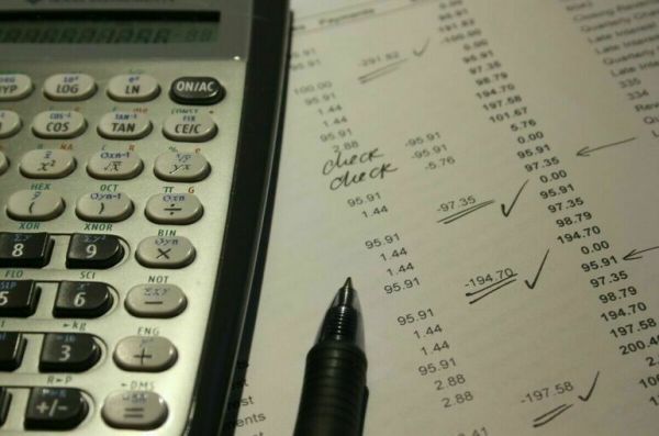 Компаниям разрешили не раскрывать отчетность до июля 2023 года