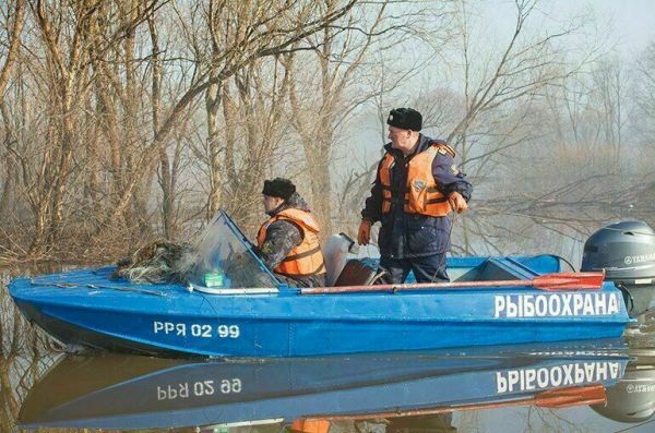 Речная полиция «выловила» десятки километров браконьерских сетей и 6 килограммов наркотиков