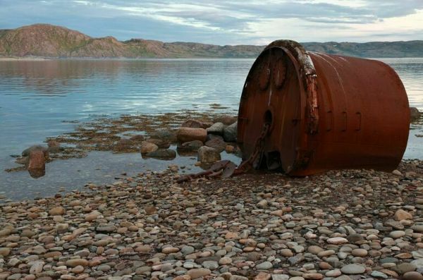 За разливом солярки в Арктике проследят из космоса За разливом солярки в Арктике проследят из космоса