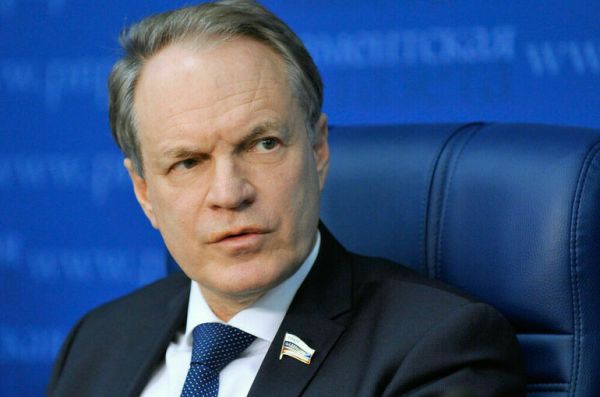 Башкин предупредил о вероятности экологической катастрофы в Астрахани