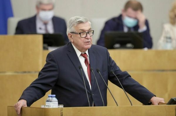 Тарасенко разъяснил, для чего в Госдуму внесли законопроект о предотвращении безработицы