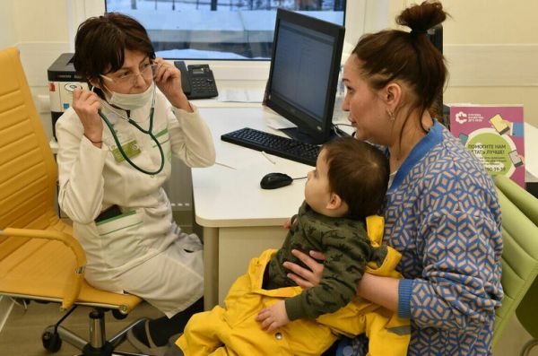 На медосмотр детей в новых регионах выделили 1,5 млрд рублей