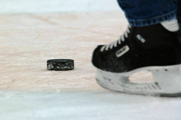 Международная федерация хоккея продлила отстранение российской сборной