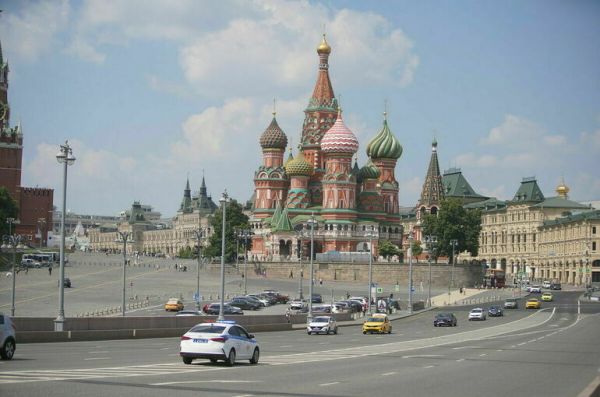 Москвичам пообещали 20 градусов тепла в воскресенье