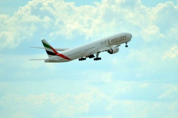 СМИ: Ближневосточные авиакомпании возобновили прием российских Visa и MasterCard