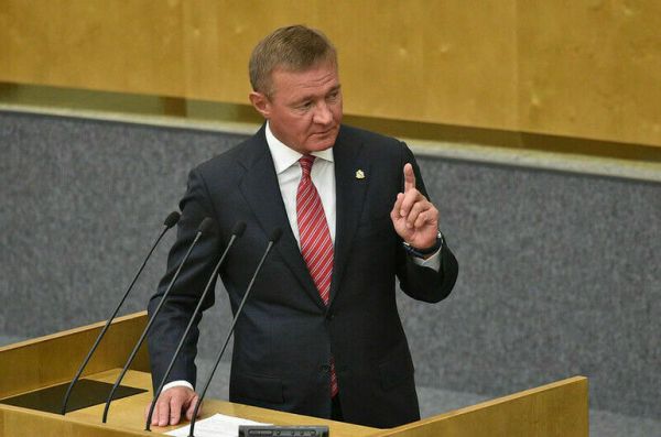 В Курске отказались от военного парада 9 мая