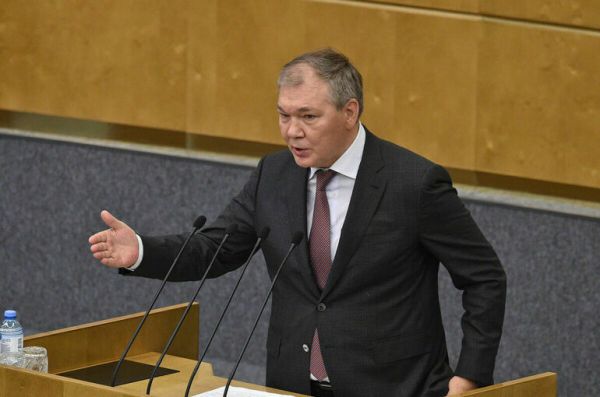 Калашников считает, что выход Молдавии из МПА СНГ нанесет ущерб стране