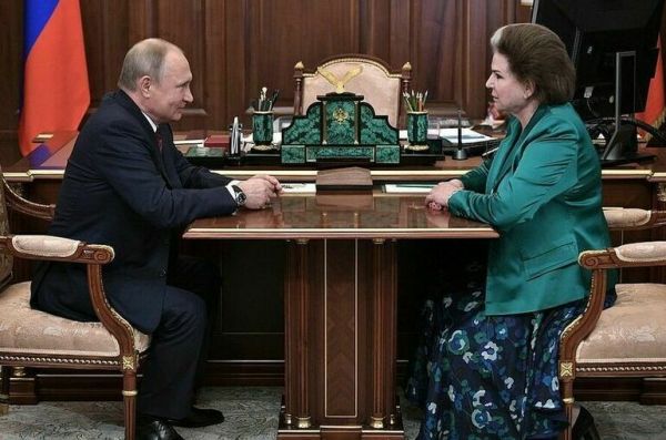 Путин встретится с Терешковой в годовщину ее полета в космос Путин встретится с Терешковой в годовщину ее полета в космос