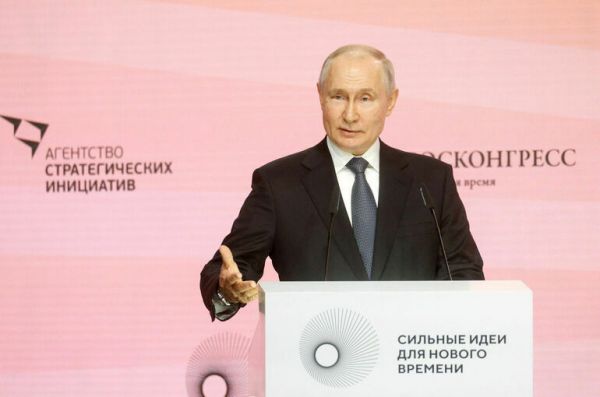 Путин заявил, что российский бизнес готов к конкуренции и ему нужно помочь Путин заявил, что российский бизнес готов к конкуренции и ему нужно помочь