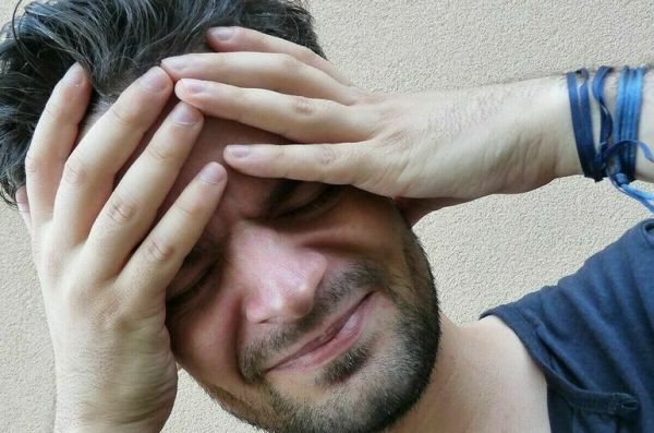 Мигрень будут лечить психотерапией и иглоукалыванием