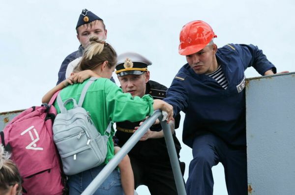 Более 1000 человек эвакуированы в Приморье силами Тихоокеанского флота