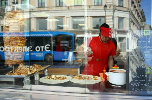 Число отравившихся шаурмой во Владимире увеличилось до 107 человек