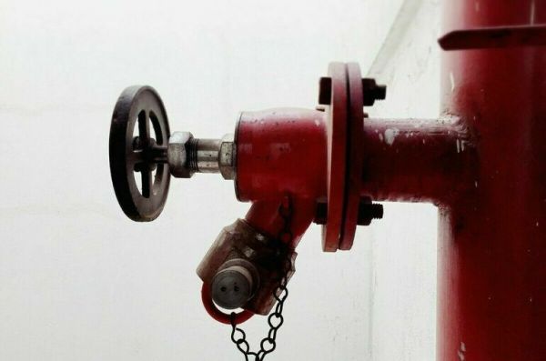 Пожар в жилом доме Астрахани по<span id=