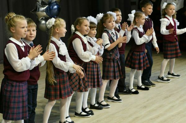 При введении школьной формы предложили учитывать согласие родителей