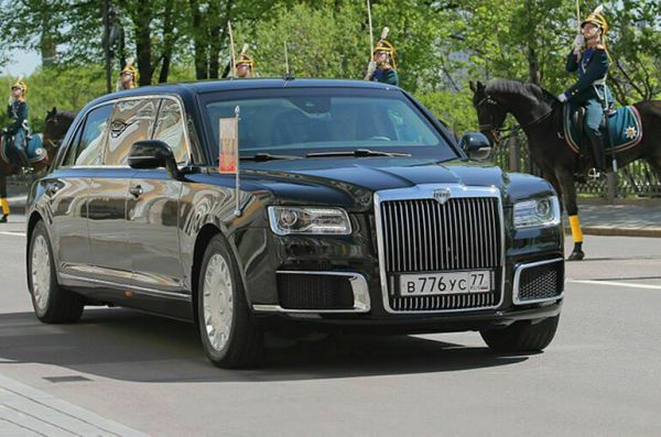 Путин заявил, что все чиновники должны ездить на отечественных авто