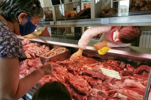 В Минсельхозе ждут снижения цен на мясо в августе-сентябре