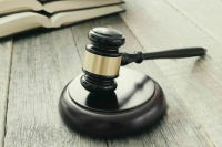 Двое полицейских в Москве похитили у криптоинвестора 26 млн рублей Двое полицейских в Москве похитили у криптоинвестора 26 млн рублей