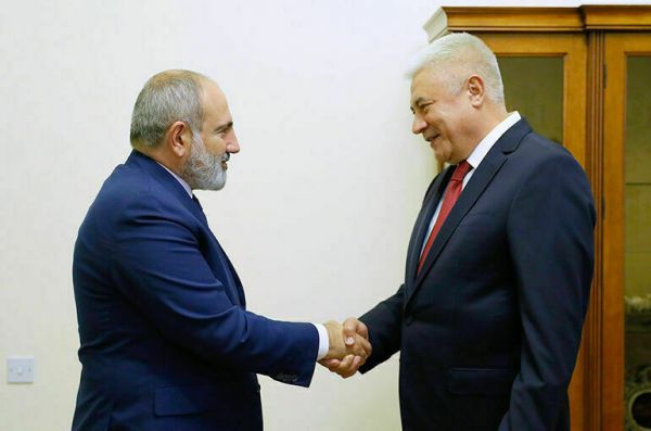 Песков сообщил, что визит Колокольцева в Армению плановый