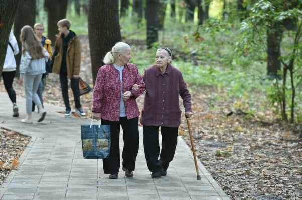 Естественная убыль населения в РФ за восемь месяцев сократилась почти на 25%