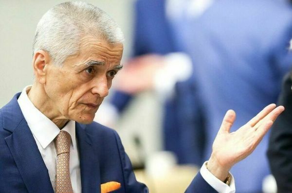 Онищенко поддержал предложение Минздрава исключить антибиотики для лечения ОРВИ