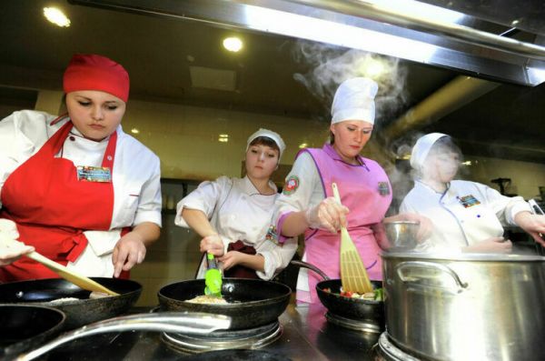 Премии призерам конкурса &laquo;Лучший по профессии&raquo; предложили увеличить