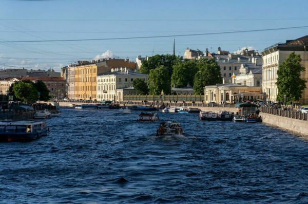 В Петербурге закрыли дамбу из-за угрозы подъема уровня воды
