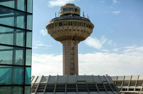 Армения потребовала вывода пограничников России из аэропорта Звартноц