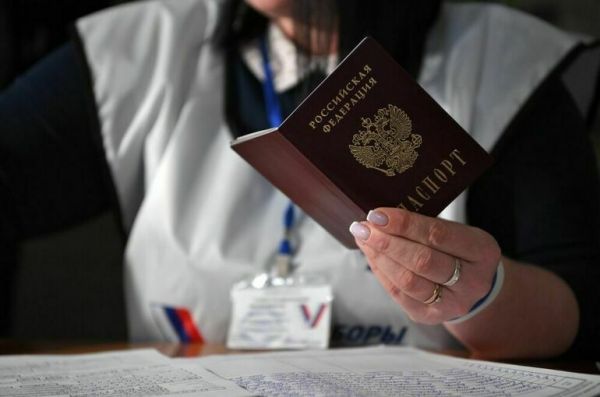 МИД: Досрочное голосование на выборах за рубежом идет в штатном режиме