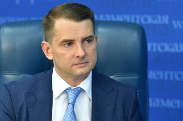 Нилов: Законопроект, увязывающий зарплату с размером МРОТ, направлен в кабмин