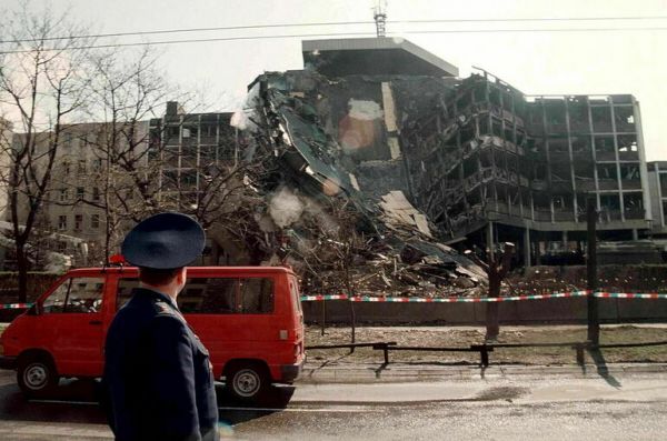 Парламентарии призывают ООН осудить агрессию НАТО против Югославии 1999 года