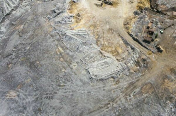 Под завалом в шахте в Амурской области могут находиться 15 человек