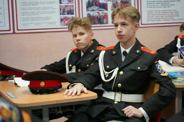 Бывших военных предлагают отправлять в кадетские классы