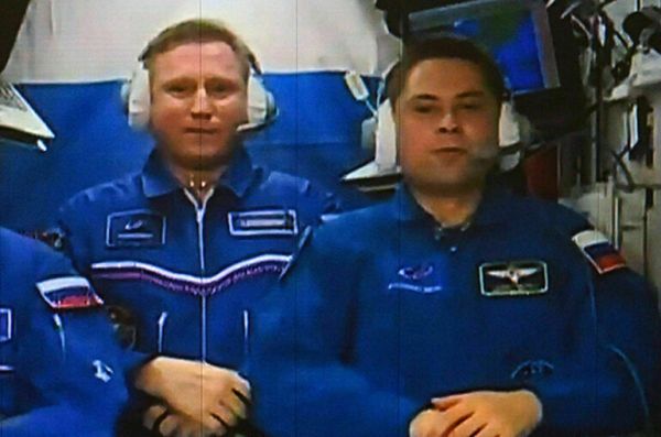 Космонавты Петелин и Федяев получили звание Героя России