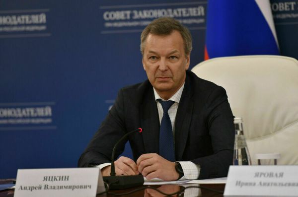 Сенаторы призвали вернуть прежнее финансирование госпрограммы по сельхозземлям Сенаторы призвали вернуть прежнее финансирование госпрограммы по сельхозземлям