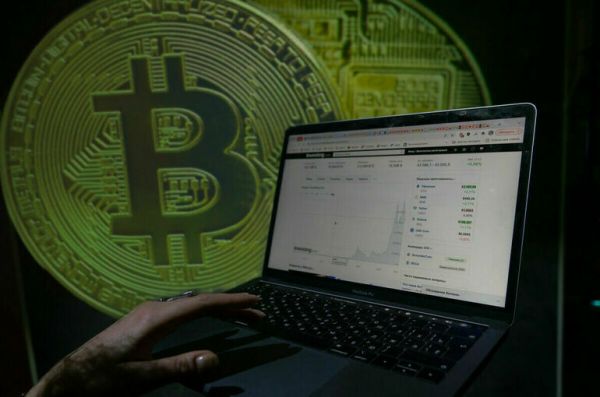 В Госдуму внесли новую редакцию законопроекта о внешних расчетах в криптовалюте