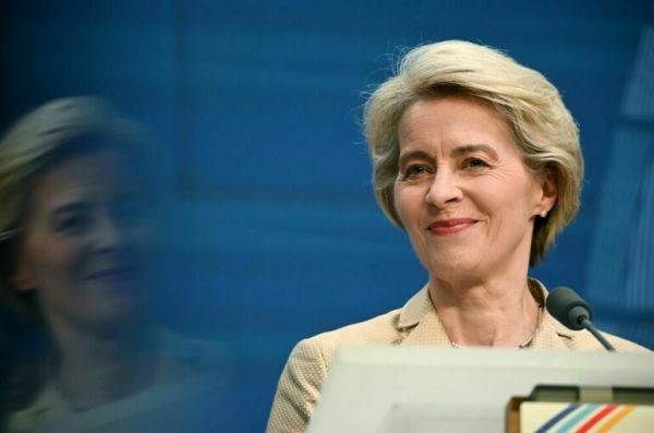 DPA: Лидеры ЕС согласовали кандидатуру фон дер Ляйен на второй срок DPA: Лидеры ЕС согласовали кандидатуру фон дер Ляйен на второй срок