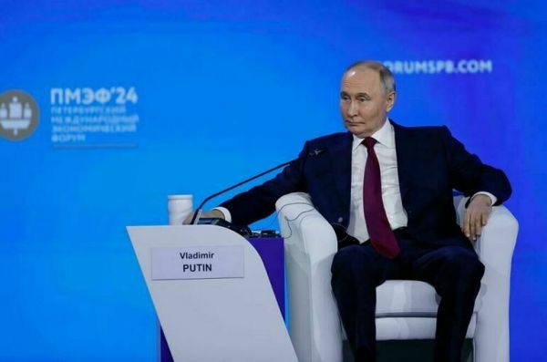 Путин: Россия будет &laquo;прирастать Арктикой&raquo;, где основные запасы ресурсов