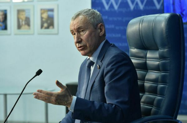 Сенатор Климов считает, что Запад дает Киеву какие-либо разрешения для видимости