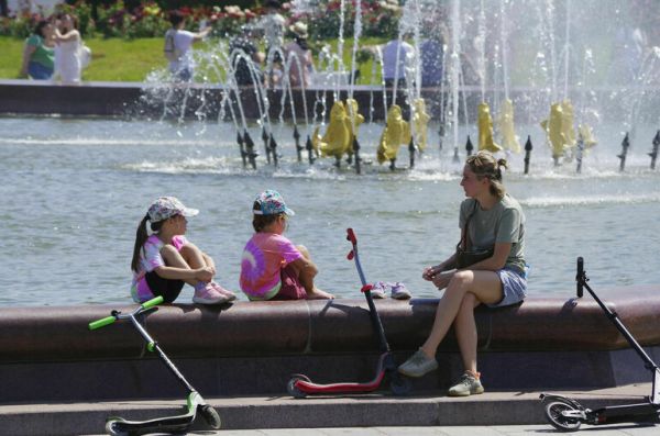 В Минтруде сообщили о повышении коэффициента рождаемости третьих детей в РФ