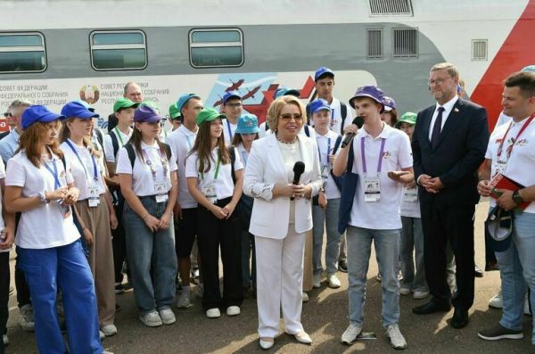 Матвиенко предложила на базе МПА СНГ создать платформу с информацией о войне