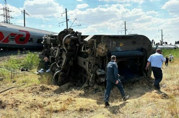Уголовное дело возбуждено по факту столкновения поезда и &laquo;КамАЗа&raquo;