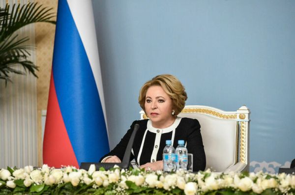 Матвиенко поздравила главу парламента Уругвая с Днем республики