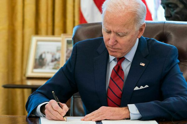 Байден заявил о готовности передать Украине управляемые авиабомбы JSOW