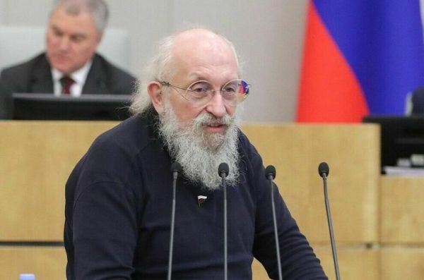 Депутат Вассерман считает программу Трампа более выгодной для России