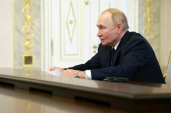 Путин: В России ожидают приезда президента Ирана на саммит БРИКС