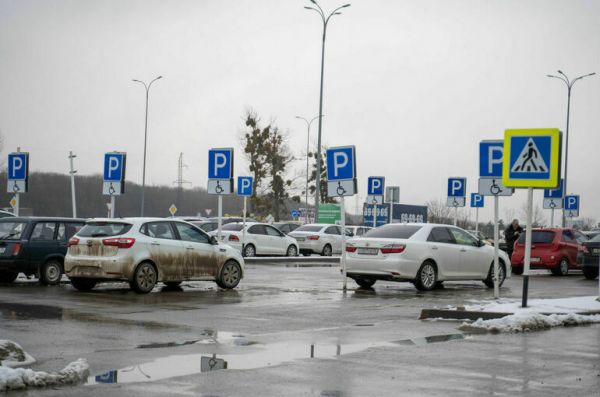 Комитет Госдумы поддержал скидки на штрафы за нарушение правил парковки Комитет Госдумы поддержал скидки на штрафы за нарушение правил парковки