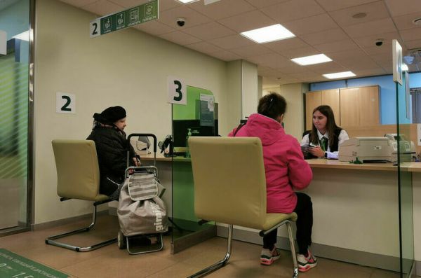 Россиян хотят предупреждать о риске банкротства при кредите по ставке выше 15%