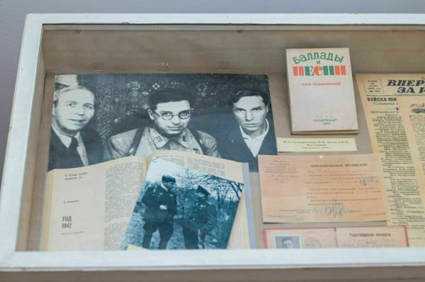 В Крыму вспоминают знаменитого поэта и военкора Великой Отечественной В Крыму вспоминают знаменитого поэта и военкора Великой Отечественной