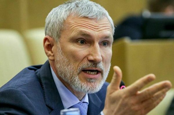 Депутат Журавлев считает, что Россия должна запретить поставки титана в США