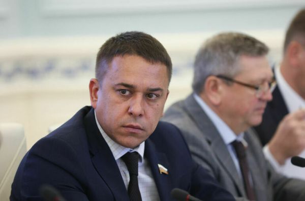 Сенатор Гибатдинов поддержал идею спецмаршрутов для туристов с детьми